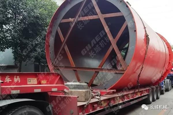 a365beb06dc4584f94867671d4474e2d 回转窑设备发货
