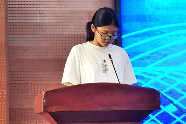 北京大学登科生常靖颁发获奖感言 北京大学登科生常靖颁发获奖感言