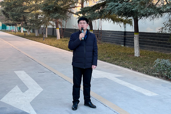 365电竞机械总经理赵化冲讲话 365电竞机械总经理赵化冲讲话