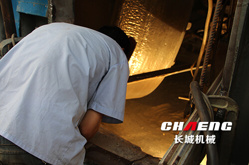 4118ff462a50c86208255bde860bb3c3 磨辊堆焊.jpg